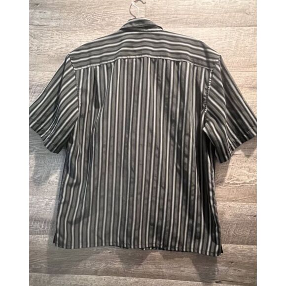 George Mens Strip Button Up Short Sleeve Dress Shirt Size Large - Picture 3 of 4